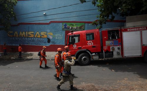 2025-02-12T143753Z_1692666468_RC21TCADBRGH_RTRMADP_3_BRAZIL-CARNIVAL-FIRE.jpg