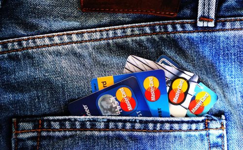 blue-master-card-on-denim-pocket-164571.jpg