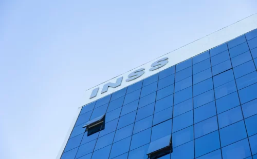 inss-cartao-previdencia-beneficios_091220242237.jpeg-1200x800.webp.webp